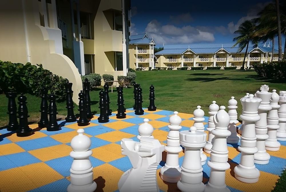 Magdalena Grand Beach & Golf Resort Tobago Exterior foto