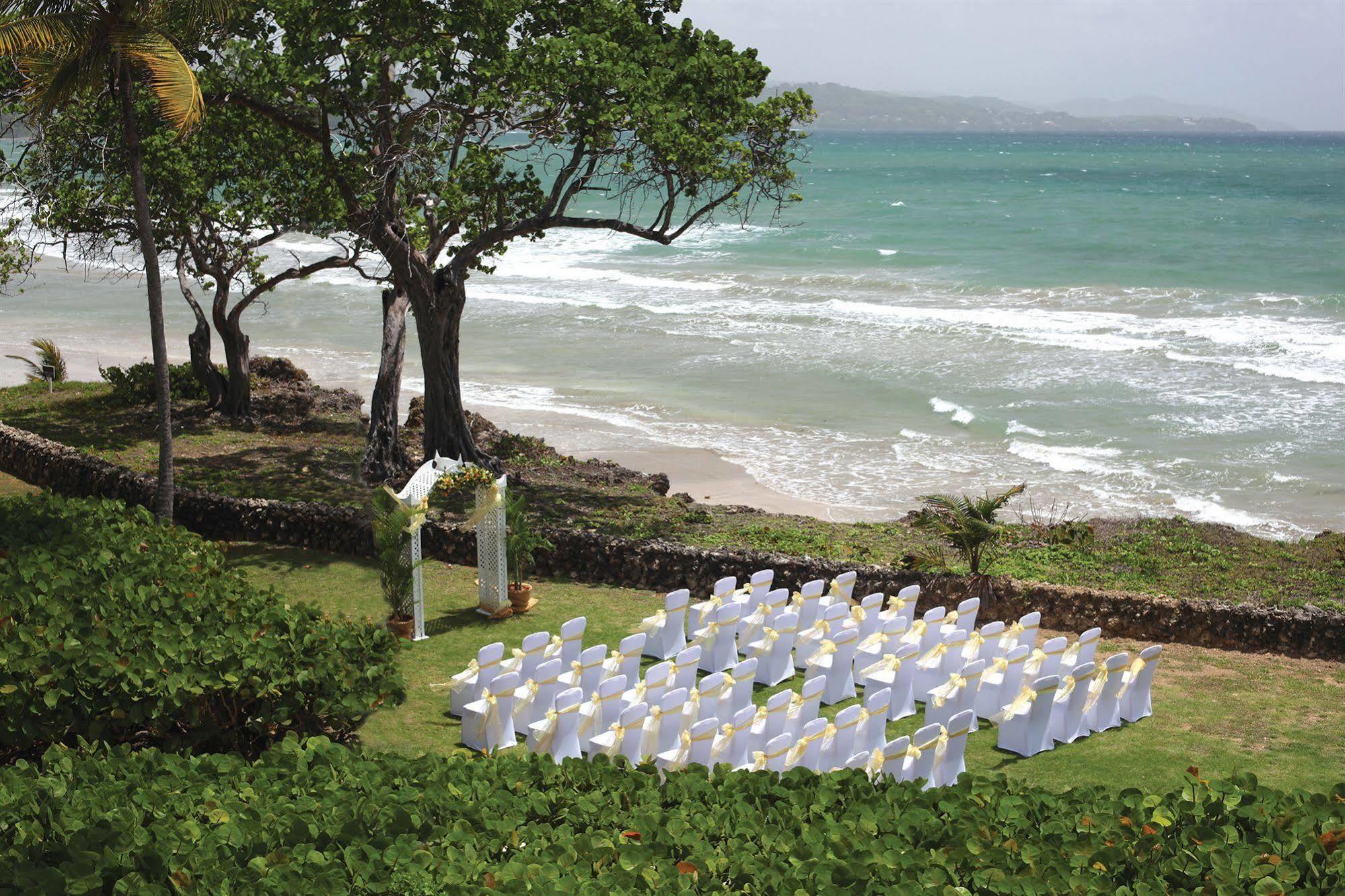 Magdalena Grand Beach & Golf Resort Tobago Exterior foto